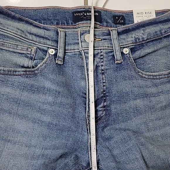 NWT Lucky Brand Women's Ava Mid Rise Super Skinny distressed jeans size 6 / 28 - Picture 8 of 9